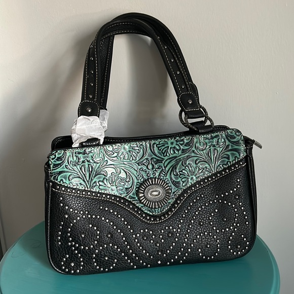 New Trinity Ranch by Montana West Tooled Pebbled Leather Studded Shoulder Bag - Picture 15 of 15